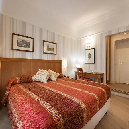 Residenza Romacentro 4*