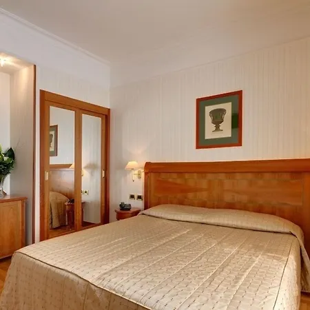 Residenza Romacentro 4*