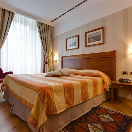 Residenza Romacentro 4*