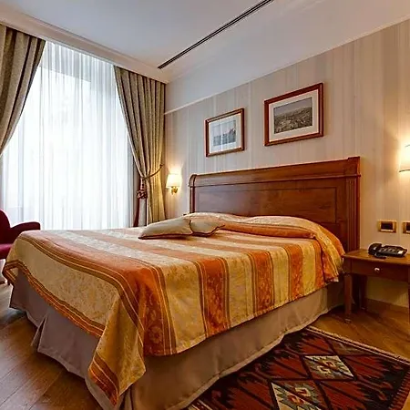 Residenza Romacentro 4*