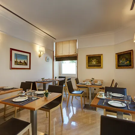 Residenza Romacentro Guest house 3*