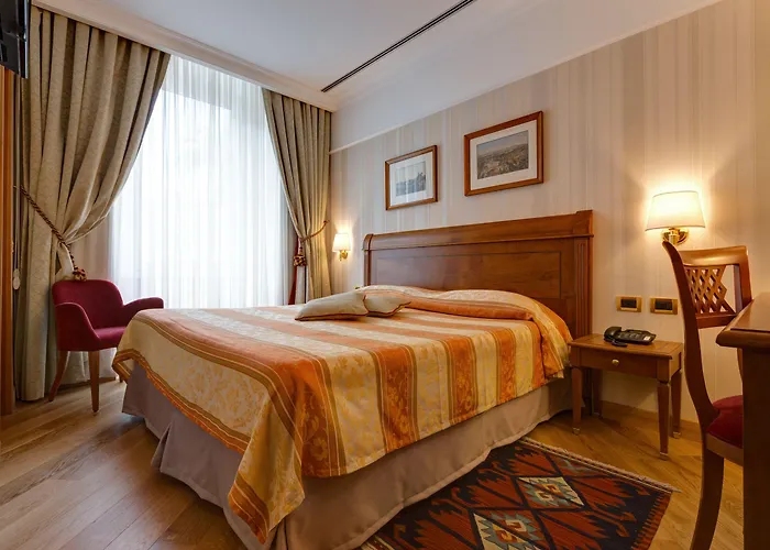 Residenza Romacentro 4*