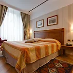 Residenza Romacentro 4*